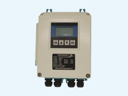 非滿管電磁流量計(jì) 非滿管流量計(jì)轉(zhuǎn)換器